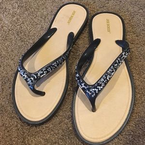 Joe Boxer Flip flops
